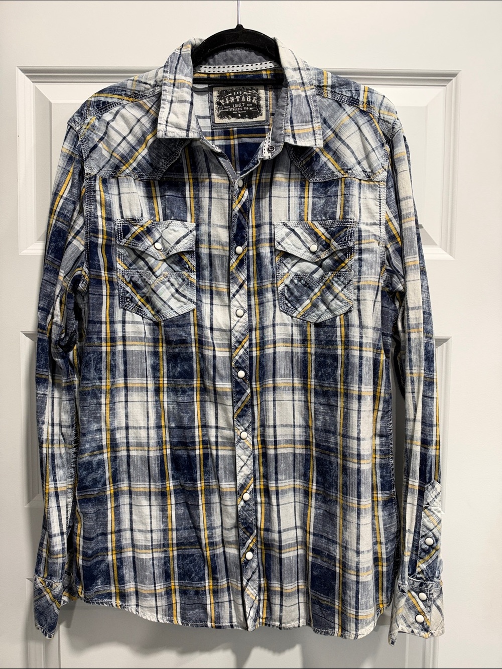 BKE Vintage Blue White and Yellow Plaid Long-Sleeve Snap Button-Down Shirt